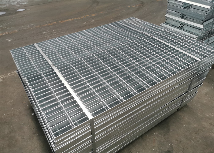 Quality 40mm Height Outdoor Hot Dip Galvanized Grating S275JR 304 Stainless Steel Grate for sale