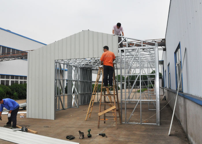 Quality Prefabricated Metal Car Sheds / Car Parking Shed With Light Weight for sale