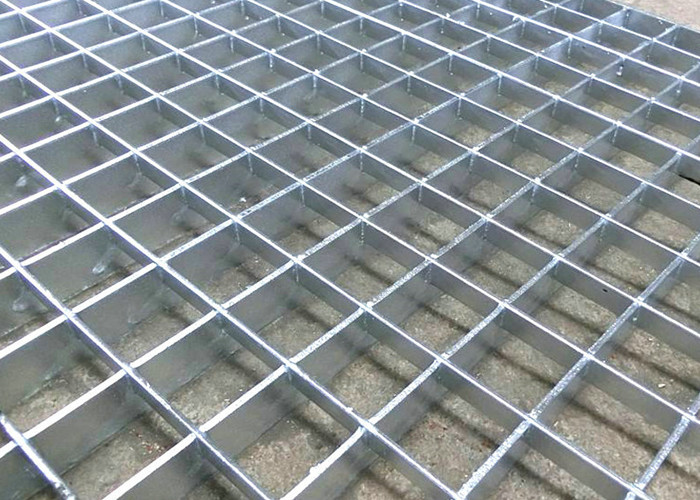 Quality Anti Skid Q345 Welded Steel Grating 1250mm Width Hot Dip Galvanized for sale