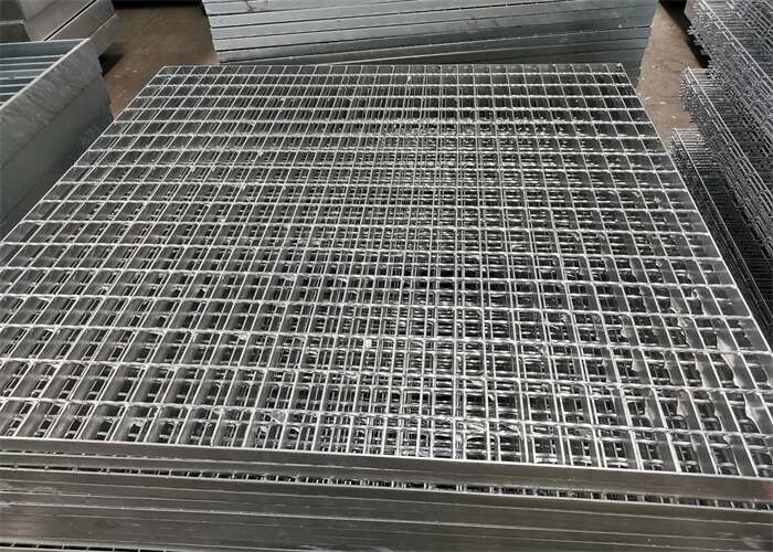 Quality Q235 Steel Metal Driveway Drainage Grates Hot Dipped Galvanized for sale