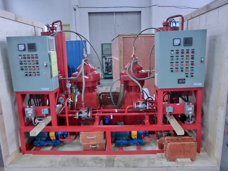 Quality High Efficiency Electric Oil Separator Unit with PLC Auto Control for sale