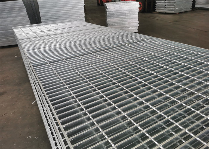 Quality Refinery 316 Stainless Steel Bar Grating S235JR Low Carbon Steel for sale