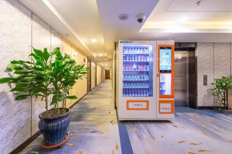 Quality Double Layer Glass Automatic Vending Machine LED Lighting For Brilliant Merchandising, Beverage Vending Machine, Micron for sale