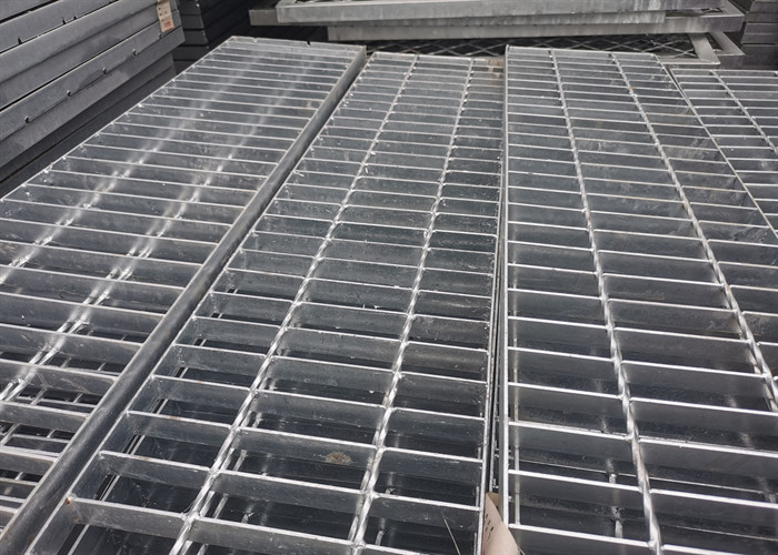 Quality 30*100mm Welded Bar Grating Walkway Q235 Galvanized Steel Grating for sale