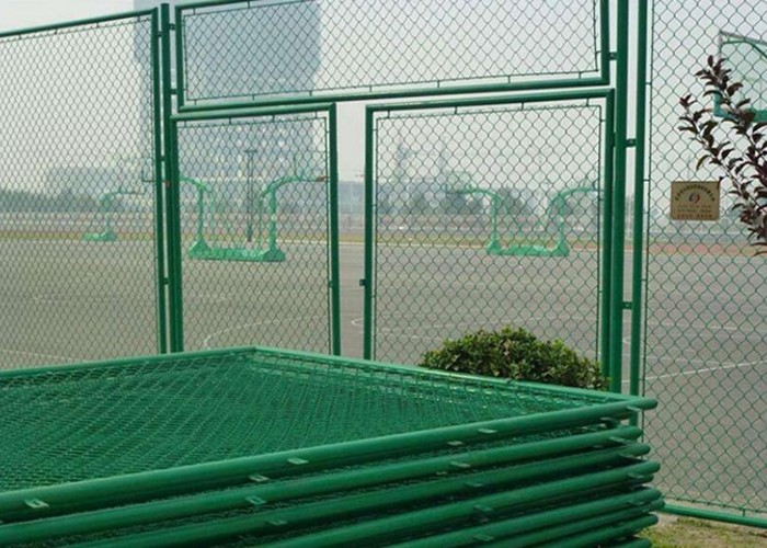 Quality 4.0mm Hot Dip 6FT Height Diamond Chain Link Fence For Highway Fencing for sale