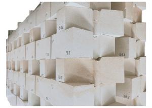Quality Yellow Insulating Silica Refractory Bricks Zero Expansion Heat Resistance for sale