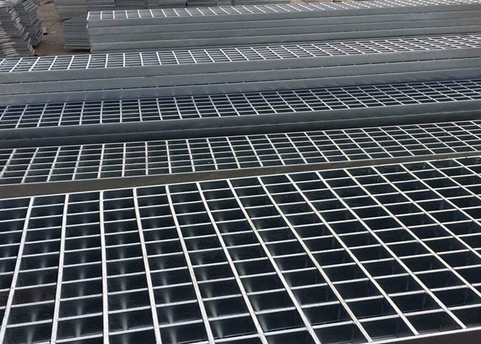 Buy cheap Metal Bridge Welded Bar Grating Anti Slip Galvanised Steel Sheet from wholesalers