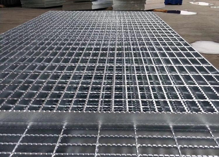 Quality Silver Color 316 Stainless Steel Floor Grating 100mm*6mm For Power Stations for sale