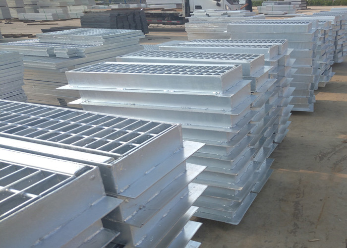 Quality Anti Rust Anti Slip Steel Grating 100mm Serrated Style Hot Dip Galvanized for sale