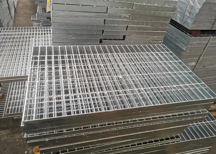 Quality Anti Skid Galvanised Channel Grating Q195 Stainless Steel Driveway Drain Grate for sale