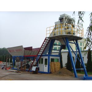 Mobile concrete batching plant