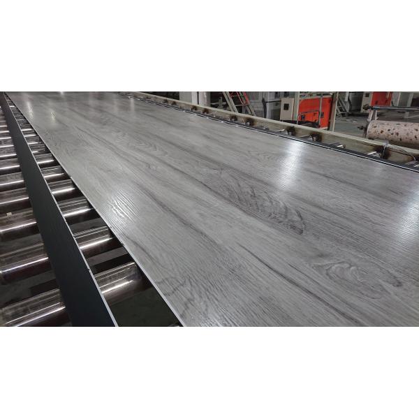 Supply Real Wood Veneer SPC Flooring with Advanced Click System and SPC Rigid Core