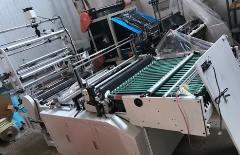 Side Sealing Heat Cutting Plastic Poly Bag Making Machine RQL For PE PP BOPP