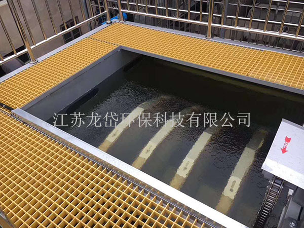 White Wastewater Treatment Tank , Fiber Rotating Drum Filter