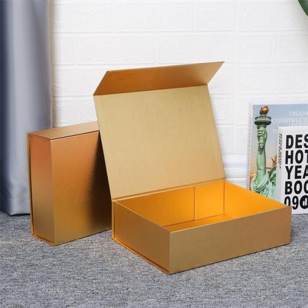 Matt Laminated Rigid Foldable Magnetic Cardboard Gift Boxes For Wedding Gowns Customized
