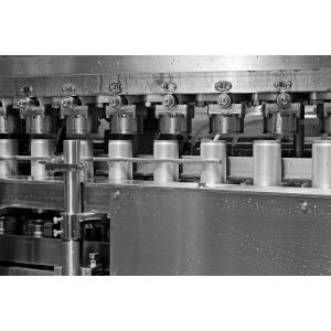 China Energy Drink Beverage Solutions Beer Juice Carbonated Seaming Filling Machine on sale