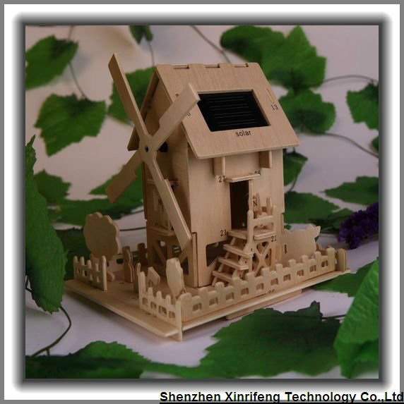 XRF DIY Wooden House Solar Toy Kids Mini House