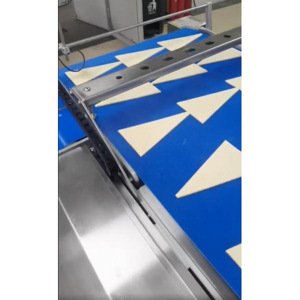 Small Croissant Maker Machine Croissant Dough Roller Machine 2000 To 3000Pcs/H