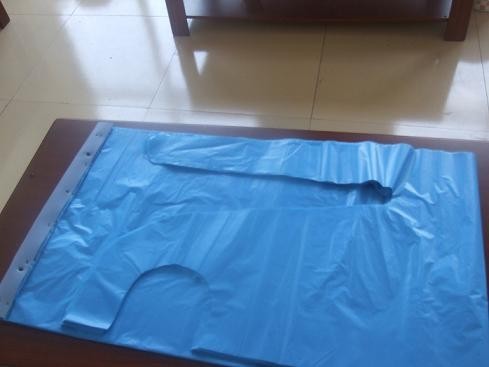 Cheap price disposable plastic waterproof aprons