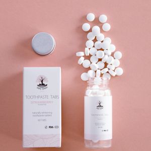 Quality Strawberry Whitening Toothpaste Tablets With Fluoride CPSR FDA Approved for sale