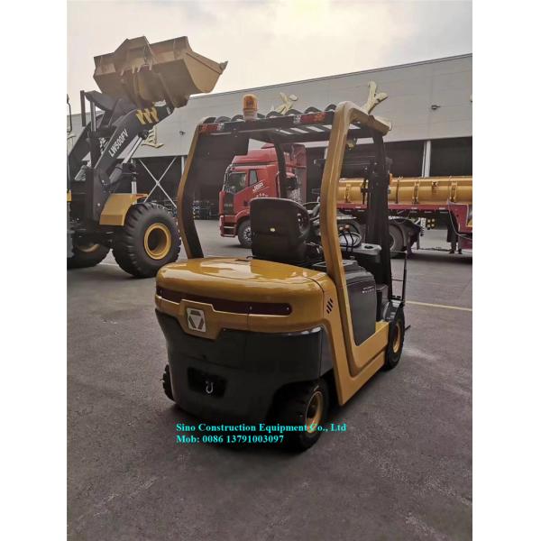 XCMG FD30T 3 Ton Diesel Forklift Less Vibration Fork Size 1070×125×45mm