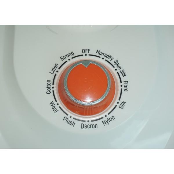 110 V / 220 V Flexible Hanging Garment Steamer Pink Or Customized For Clothing