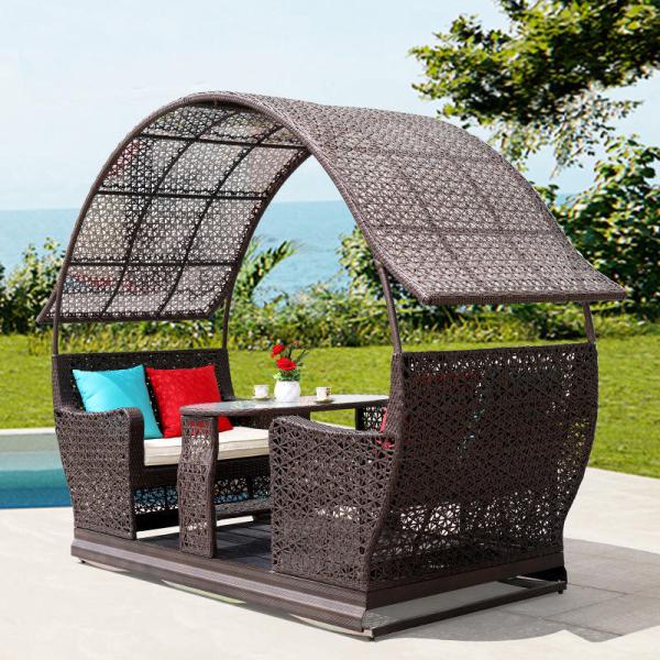 Easy to Washable Customized Outdoor Swing Rattan Rocking Chair for Courtyard Advantages
