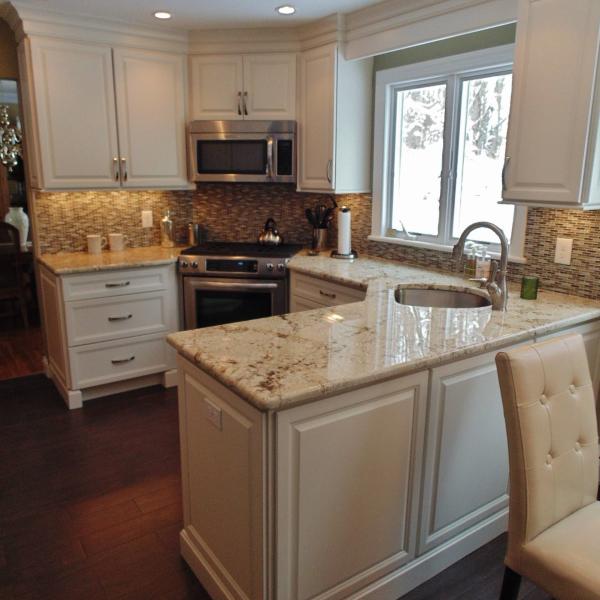 Guangdong Factory Cabinet White PVC Wall Cabinet Kitchen Cupboard Wooden Kitchen Cabinets White Cupboard