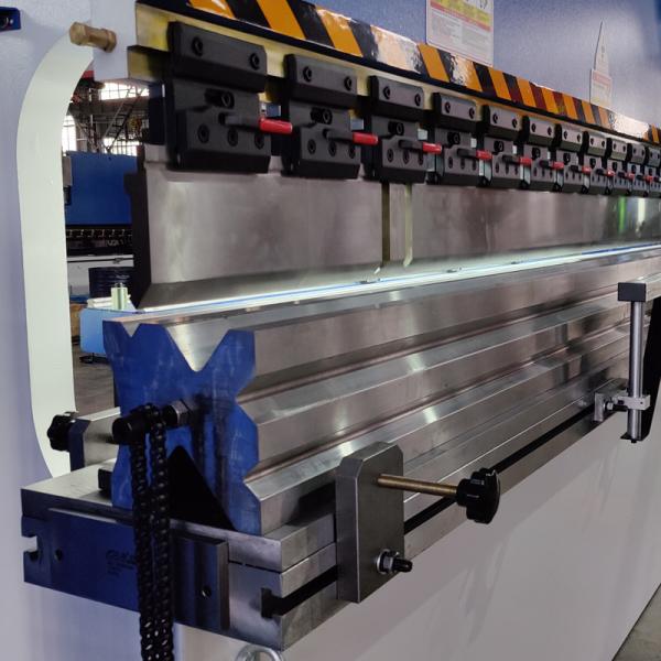 E21 Hydraulic Press Brakes With 12mm Carbon Steel / 6 Mm Stainless Steel Capacity