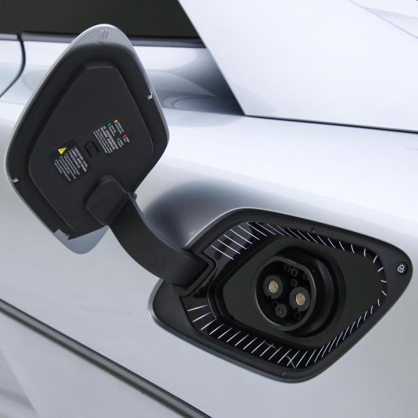 Pure Electric Sedan EV Electric Vehicle yangwang U9 Looking up at U9 2024 Standard Edition Sports Car