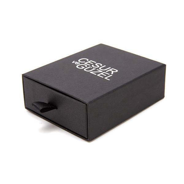 Black 157gsm Luxury Leather Magnetic Jewelry Box EVA Sponge Inlay