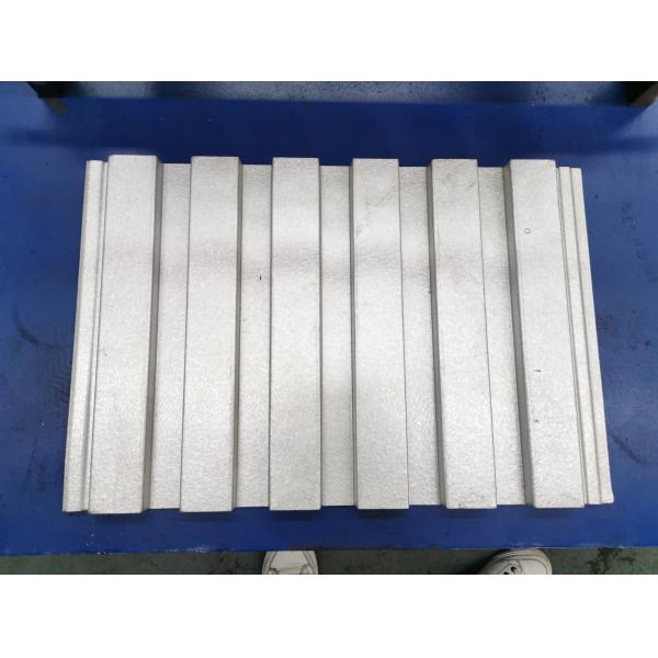 0.3mm Aluminium Roof Panel Roll Forming Machine single chain drive
