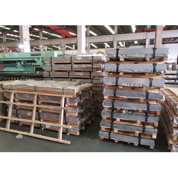 Checkered Diamond Stainless Steel Metal Sheet 304 316L Pattern SS Embossed Sheet