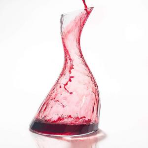 China Customized Handmade Glass Liquor Decanters , Lightweght Red Wine Aerator on sale