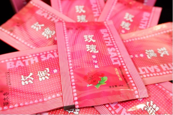 Silky Skin Foot Bath Salt Rose Floral Bath Salt Relaxing Moisturizing Sleep Aid