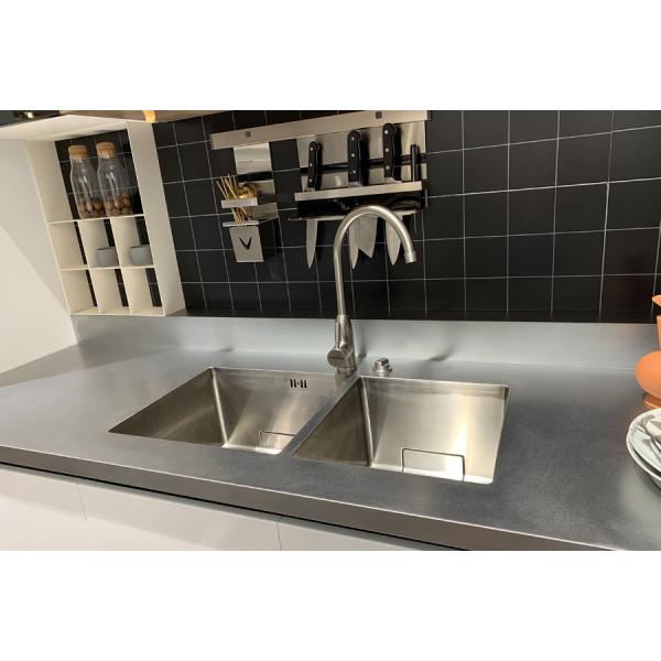 Anti Rust White Modern Custom Kitchen Cabinets Stainless Steel 304 Waterproof