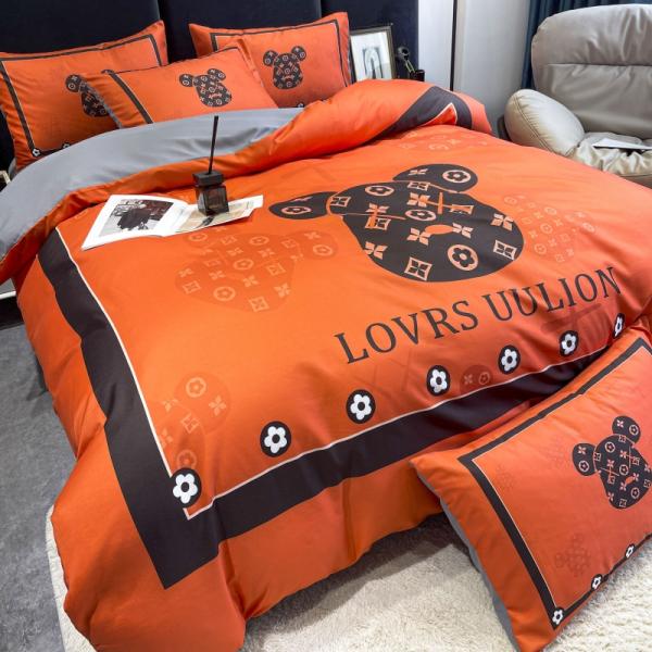 Cartoon Bear Luxury Violent Bear Bed Sheet Duvet Cover Designer Bedding Set Sustainable