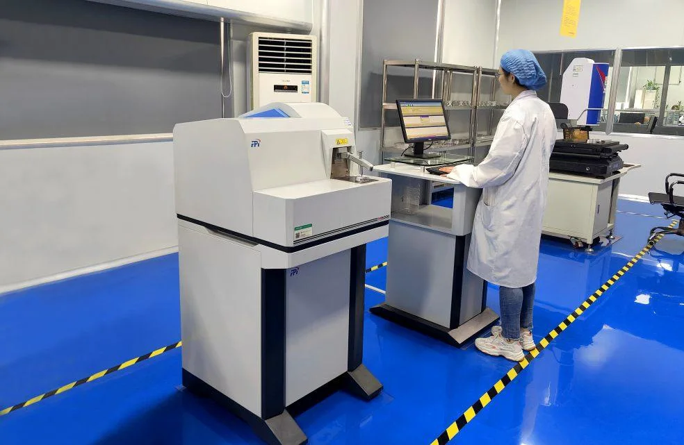 Mill Finish Aluminium Extrusion Profile For Electric Car Battery Tray 0.5mm