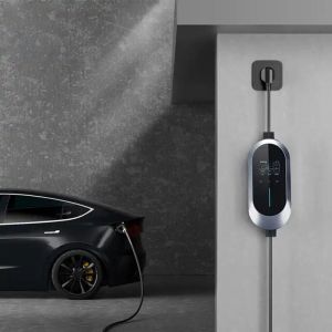 China 8A 16A 32A 5m Charging Cable 7kw Portable EV Charger Dustproof on sale