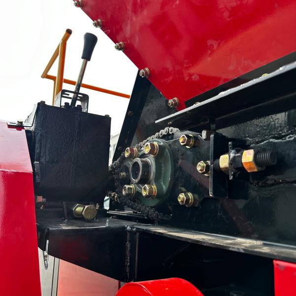 Agricultural Soil Crushing Machine Red 25-40m3/h Improve Soil Structure