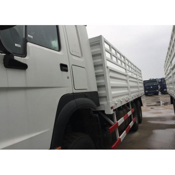 Euro2 Left Hand Drive Flatbed Cargo Truck With 8000mm Length Bed