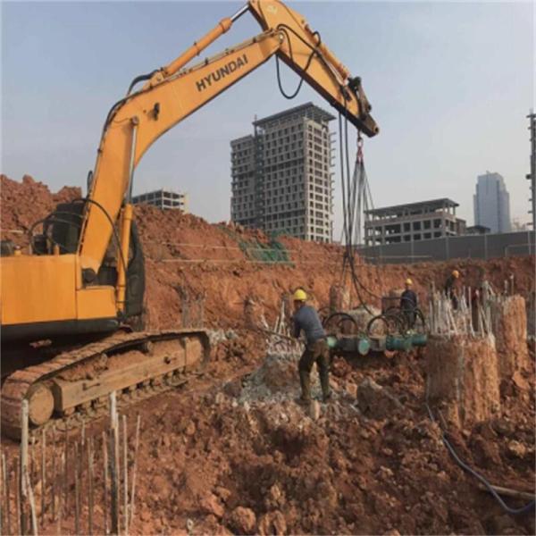 Rock Layer Hydraulic Pile Breaker Machine Cut Pile Machinery For Square & Round Foundation Piles