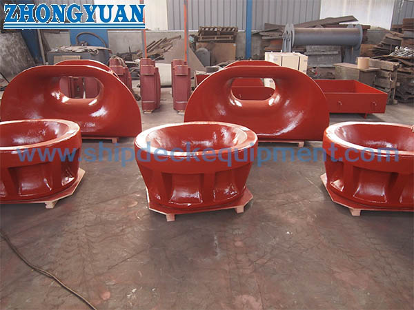 JIS F 2030 Bulwark Mounted Chock For Single Point Mooring Ship Towing Equipment