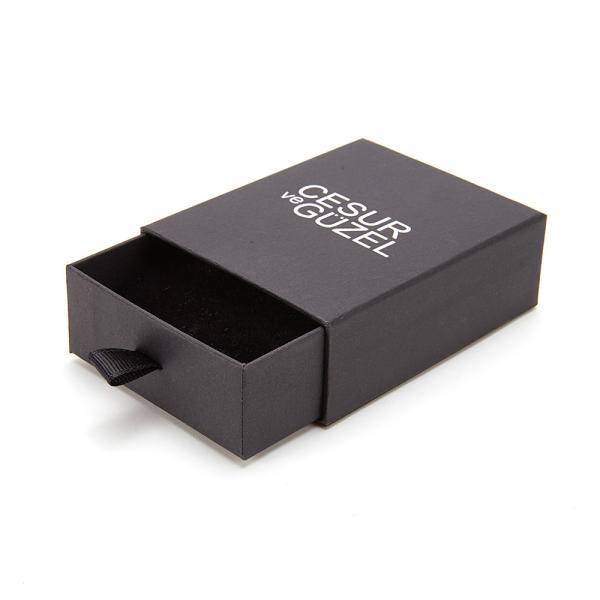Black 157gsm Luxury Leather Magnetic Jewelry Box EVA Sponge Inlay