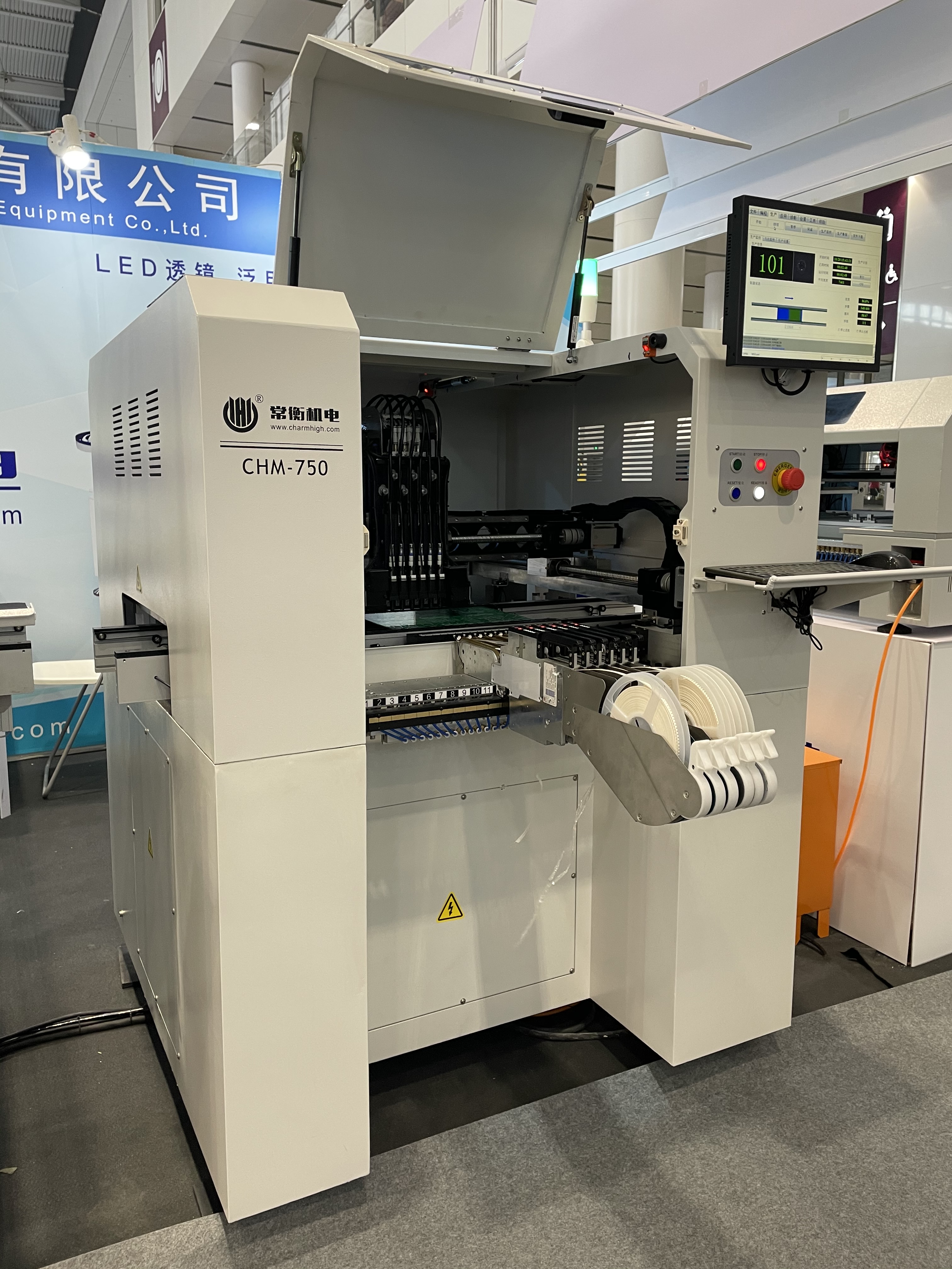 6 Heads SMT Production Line 13000cph Screen Printer 3250, CHM-750 Auto Nozzle Changer