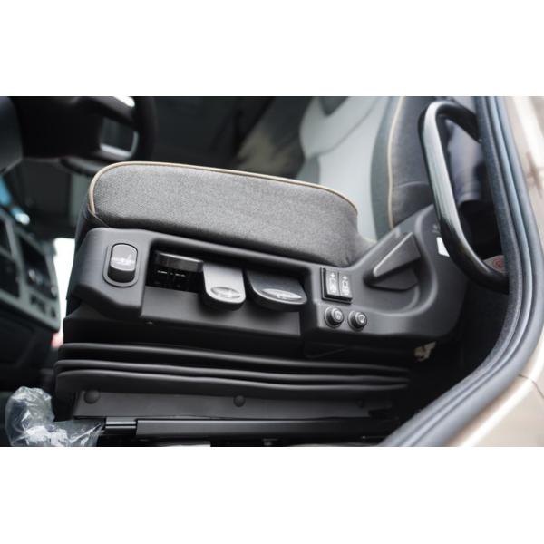 6x4 CNG Semi Truck 470HP Euro 5 Emssioni Level 90km/h