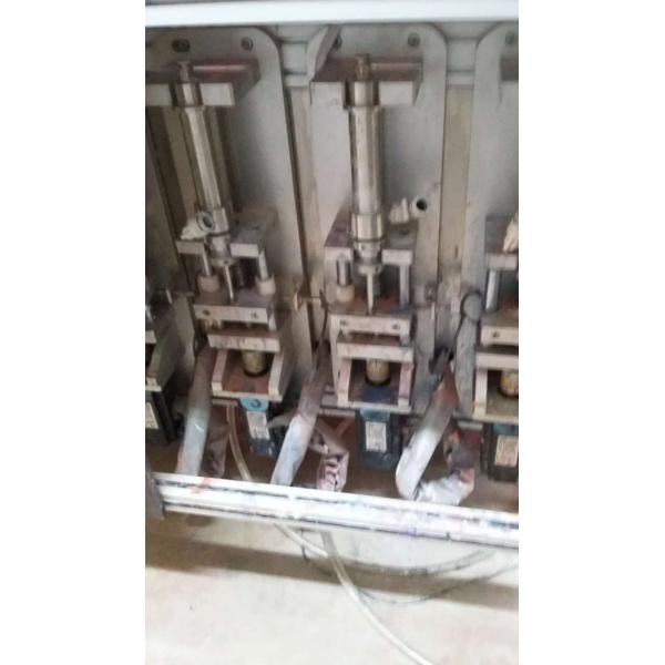 Foundation Powder Forming Machine Automatic Embossment Pattern