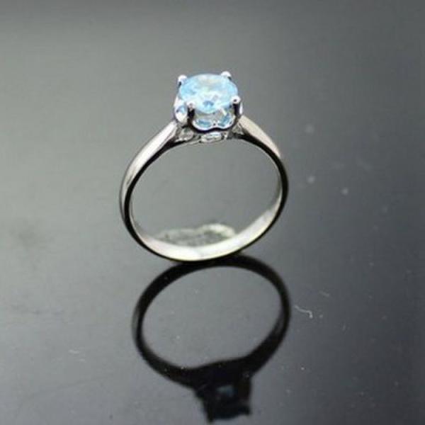 White Gold Plated Silver Round 5.5mm Garnet Cubic Zirconia Engagement Ring(F15)