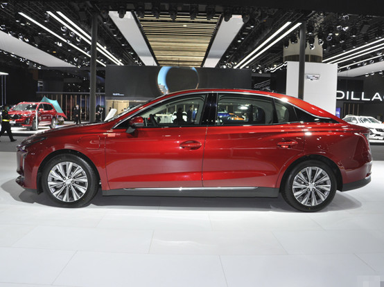 Hongqi Pure Electric Sedan 4×2 Automatic Transmission Vehicle Automobile