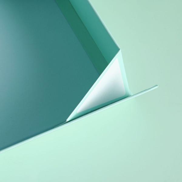 China Supplier Custom Foldable Magnet Corrugated Packaging Watch Perfume Flower Cake Jewelry Wine Shoes Cardboard Packing Gift Folding Box